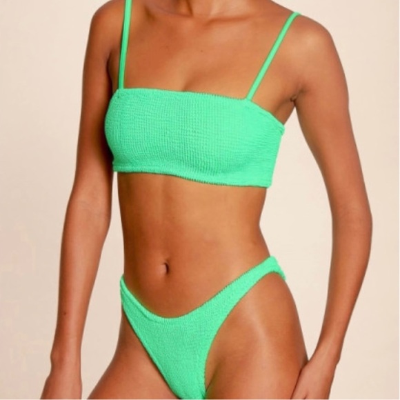 Hunza G Other - NWT hunza g Gigi crinkle bikini in lime one size